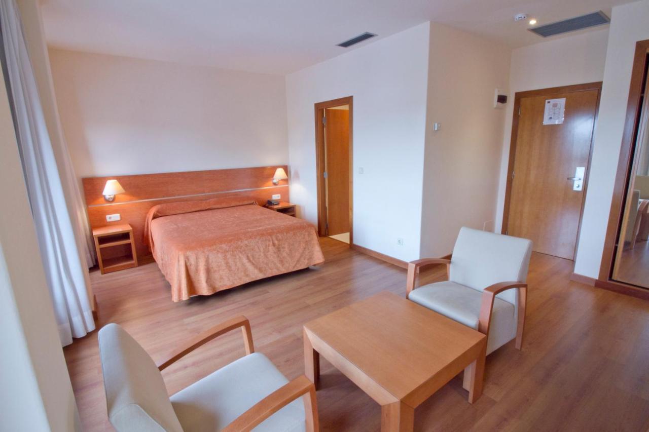 Hotel Torques Bergondo Εξωτερικό φωτογραφία